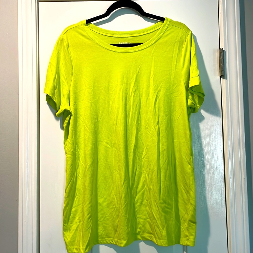 NWOT torrid Sz 1 top